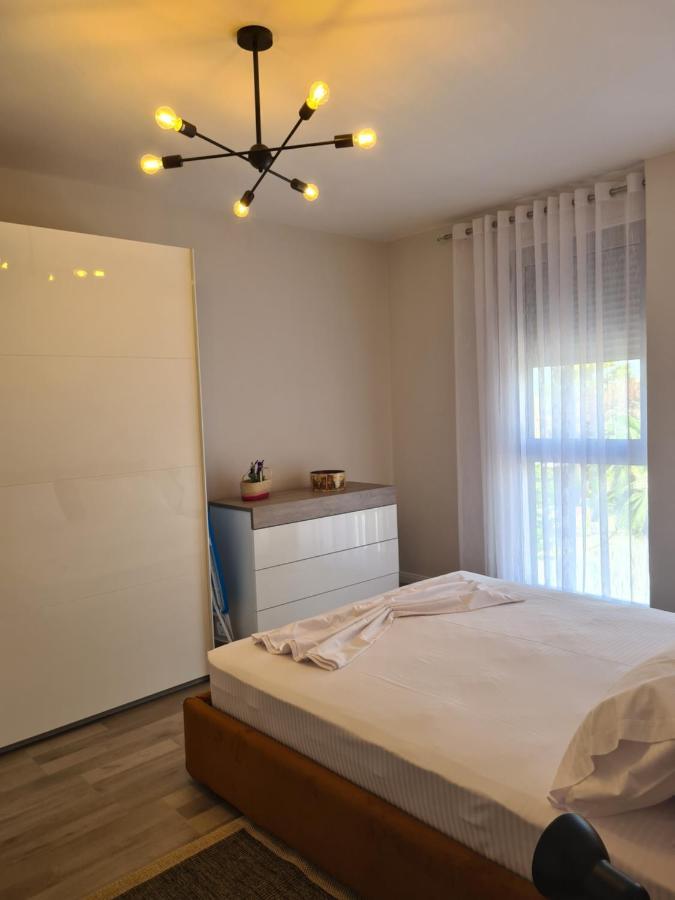 Old Beach Apartment Vlora ภายนอก รูปภาพ