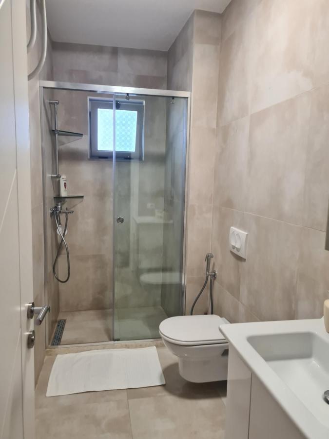 Old Beach Apartment Vlora ภายนอก รูปภาพ